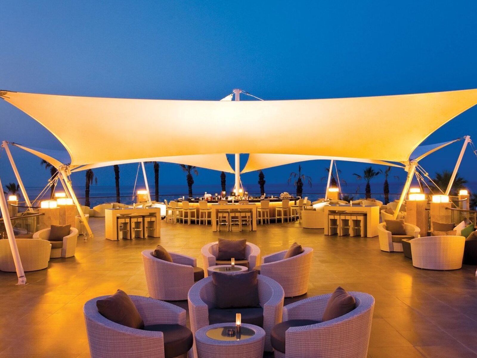 Terrace Bar (teils gebührenpflichtig)