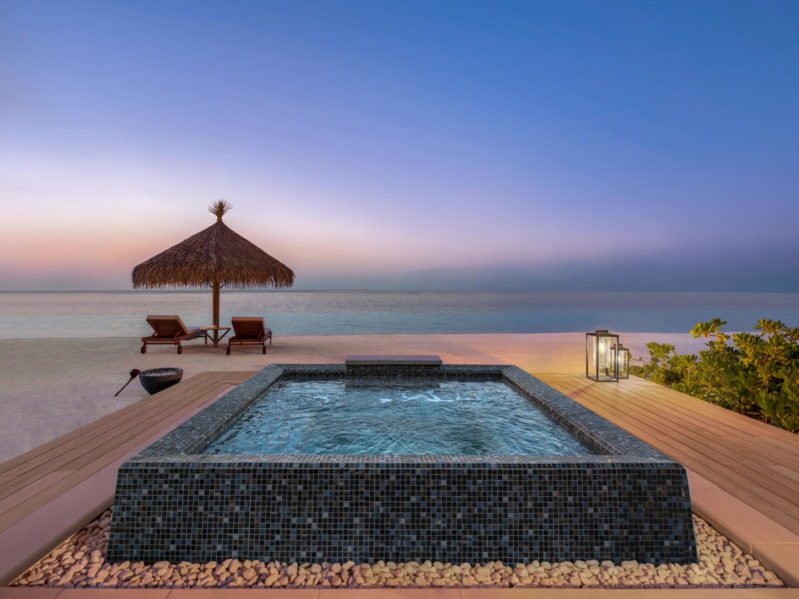 Wohnbeispiel Two Bedroom Grand Beach Villa with Pool
