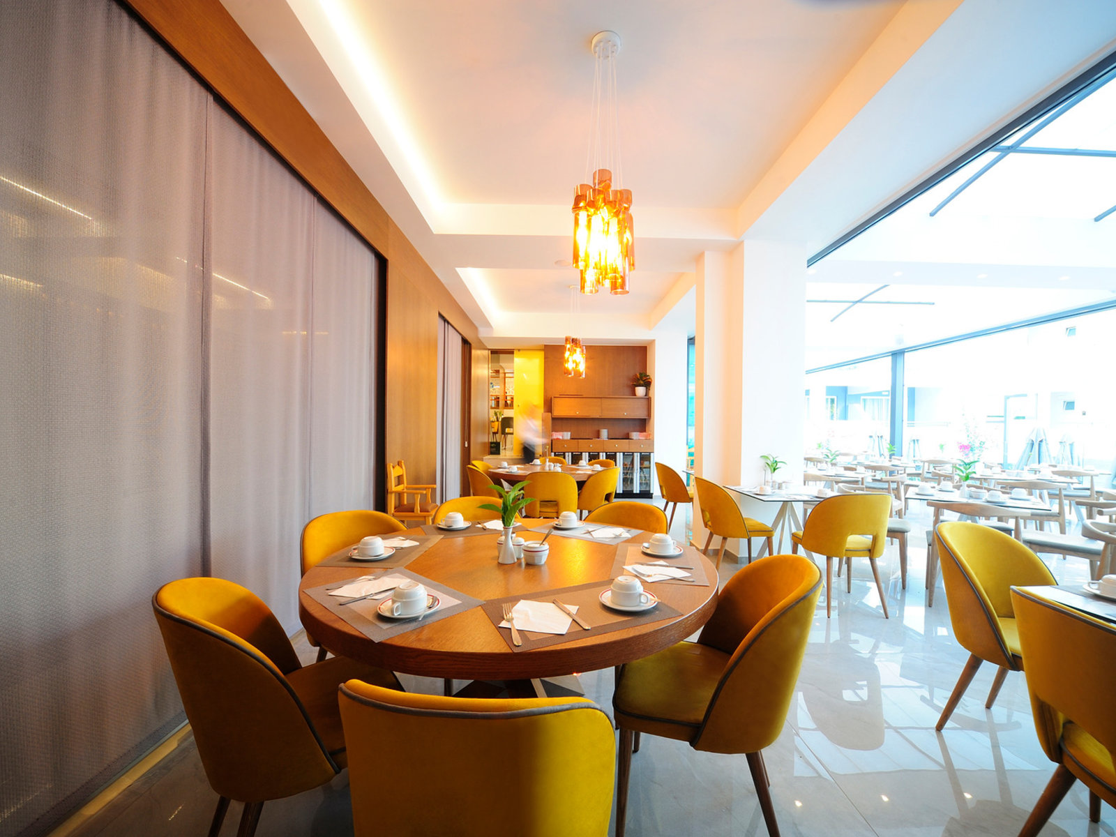Oinos Main Restaurant