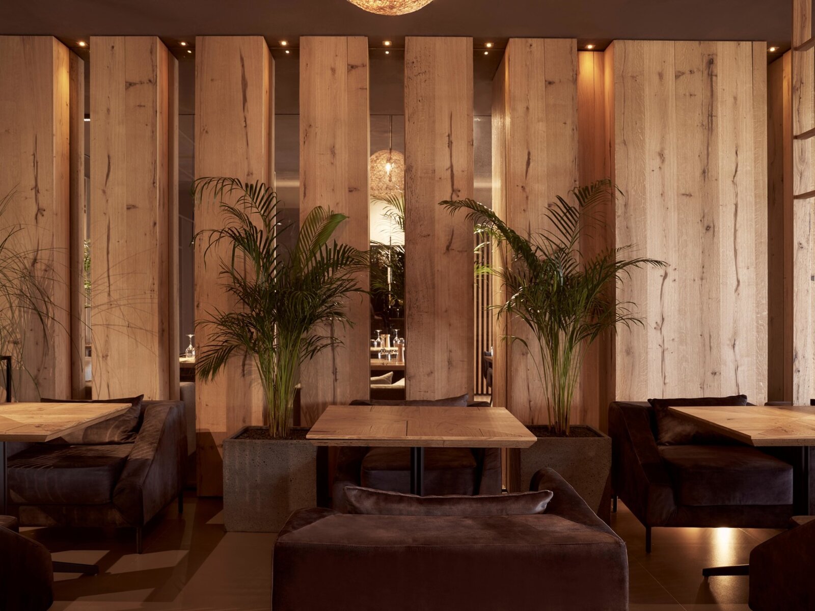 Divine Bar