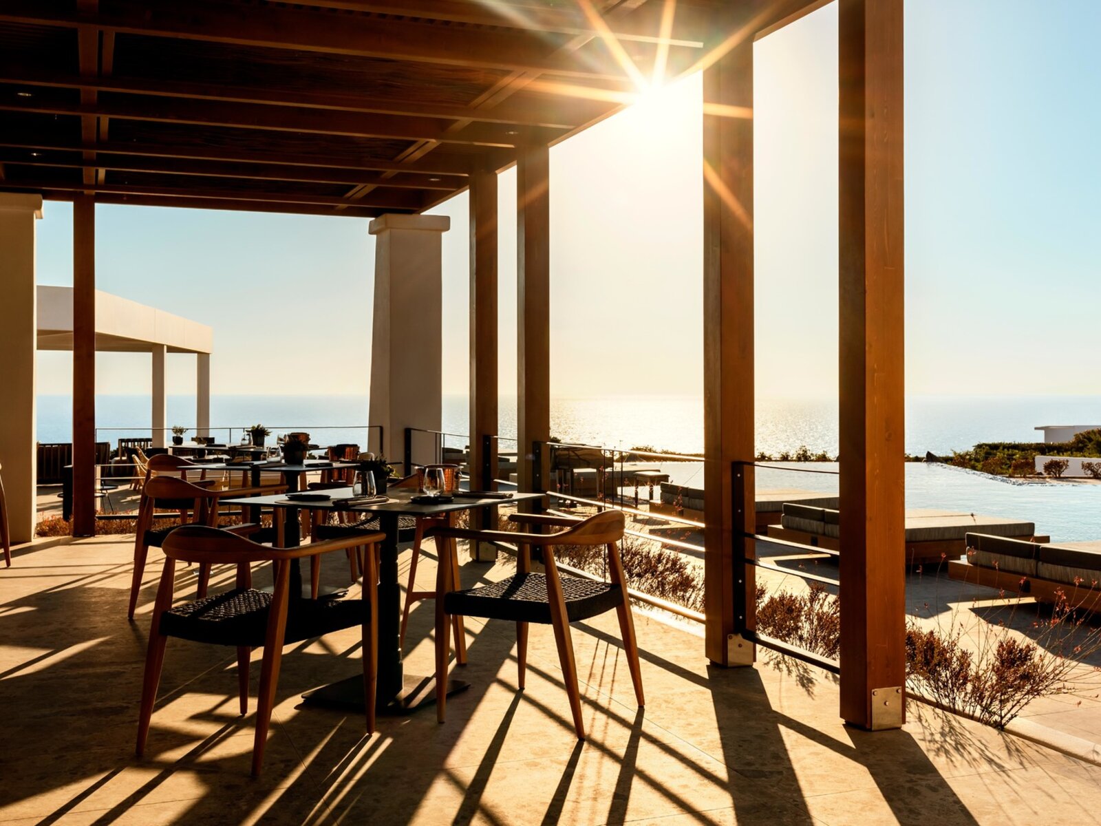 Alios Ilios Bar & Restaurant