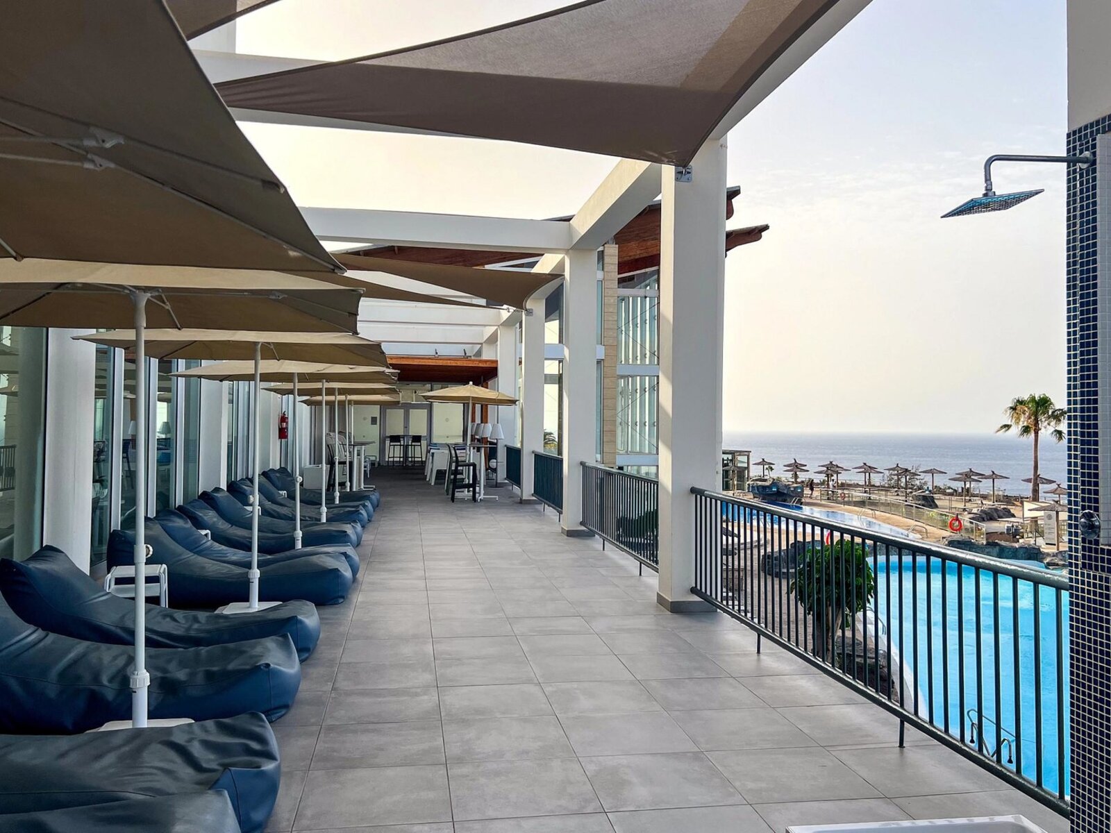 My Favorite Club Lounge