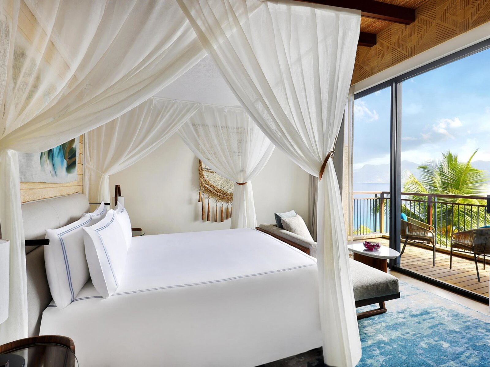 Wohnbeispiel King Premium Room with Ocean View