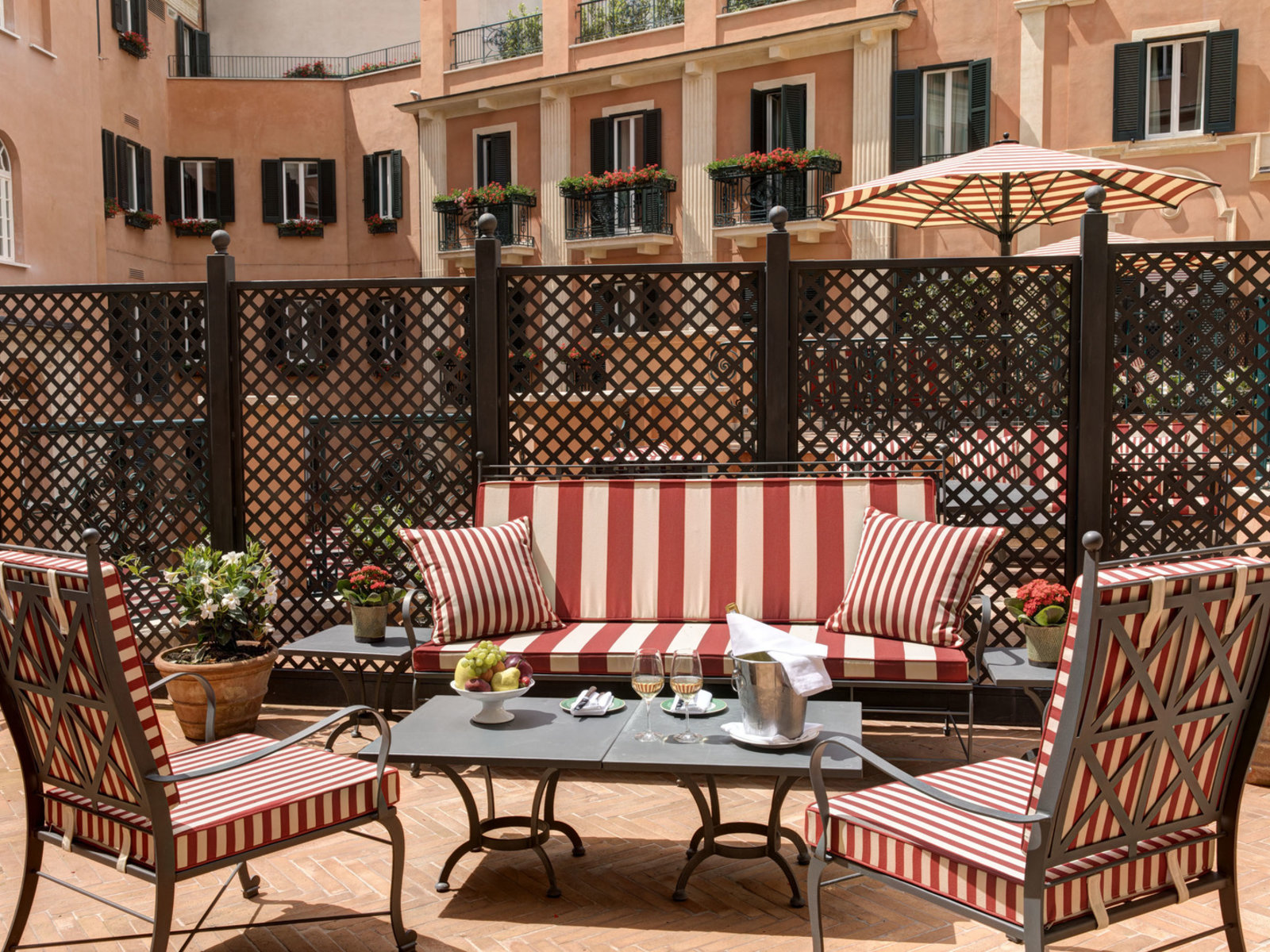 Wohnbeispiel Grand Suite with Terrace