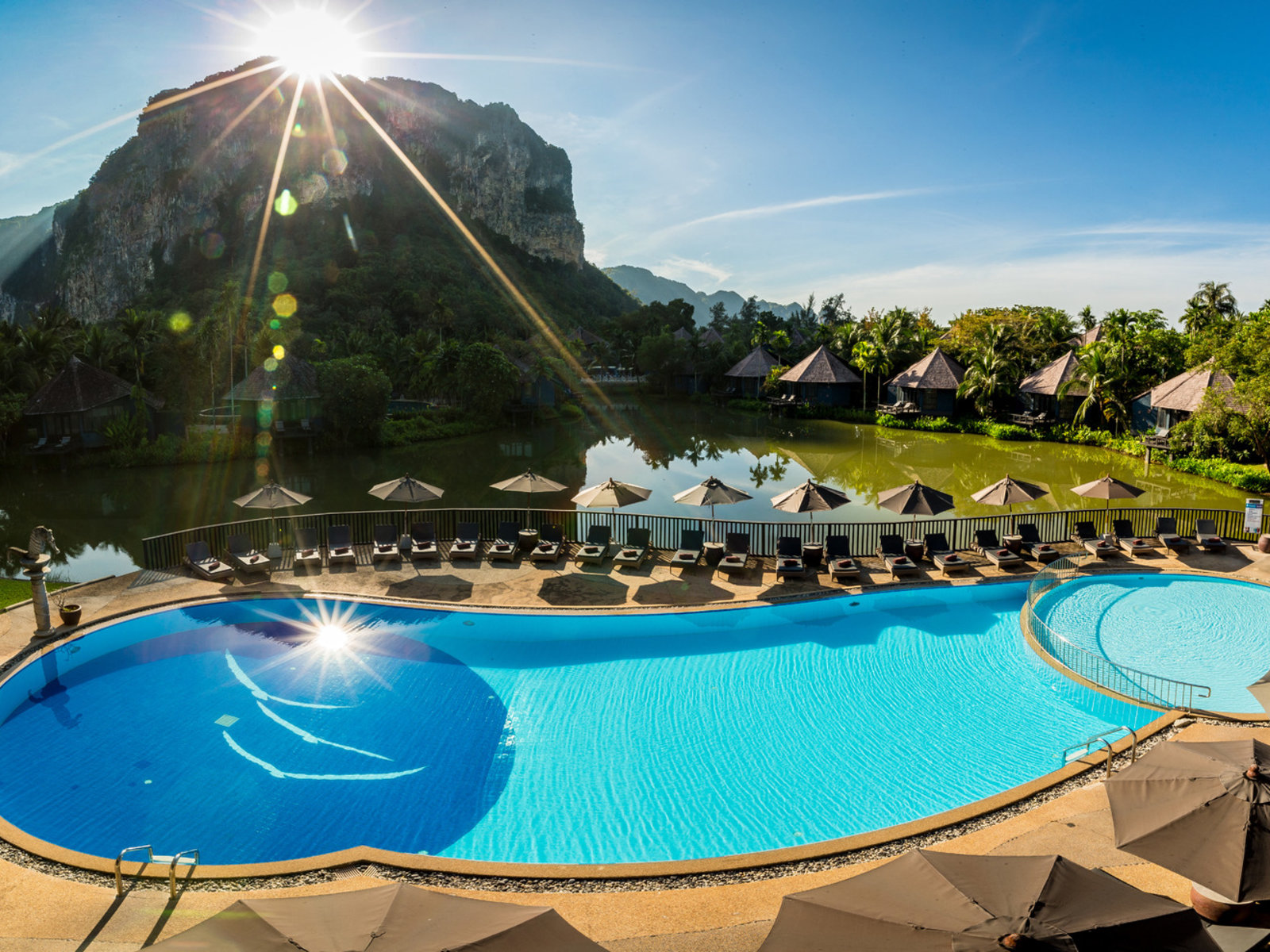 Lagoon Pool with Kids Pool