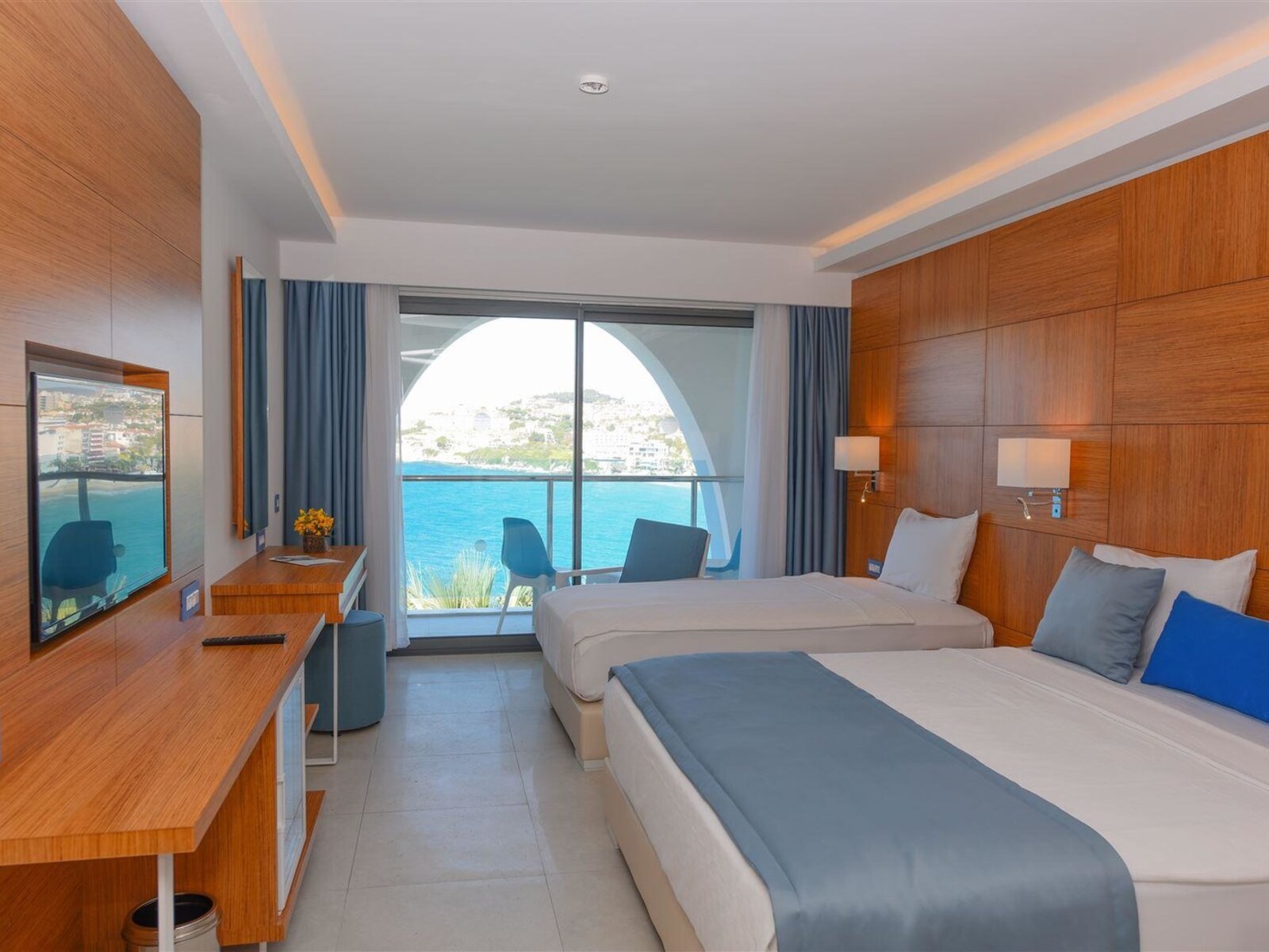 Wohnbeispiel Large Sea View Room