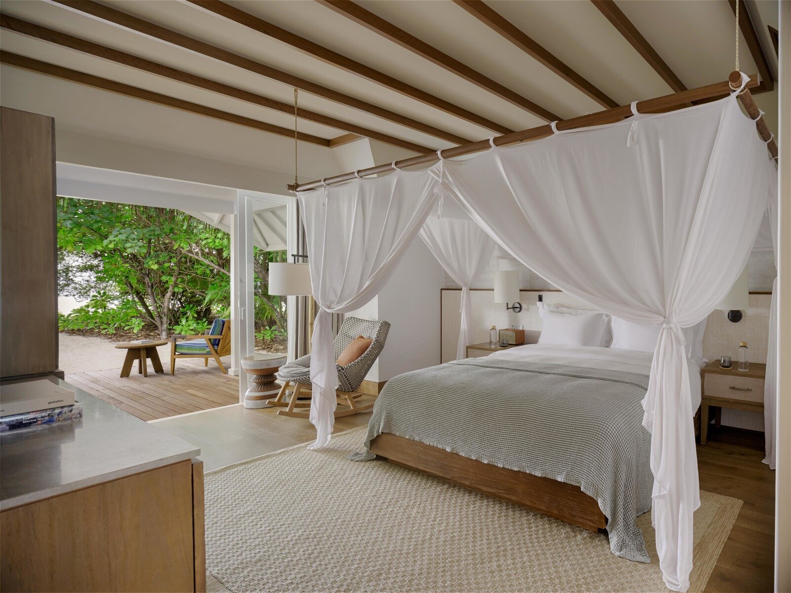 Wohnbeispiel Deluxe Beach Suite with Pool