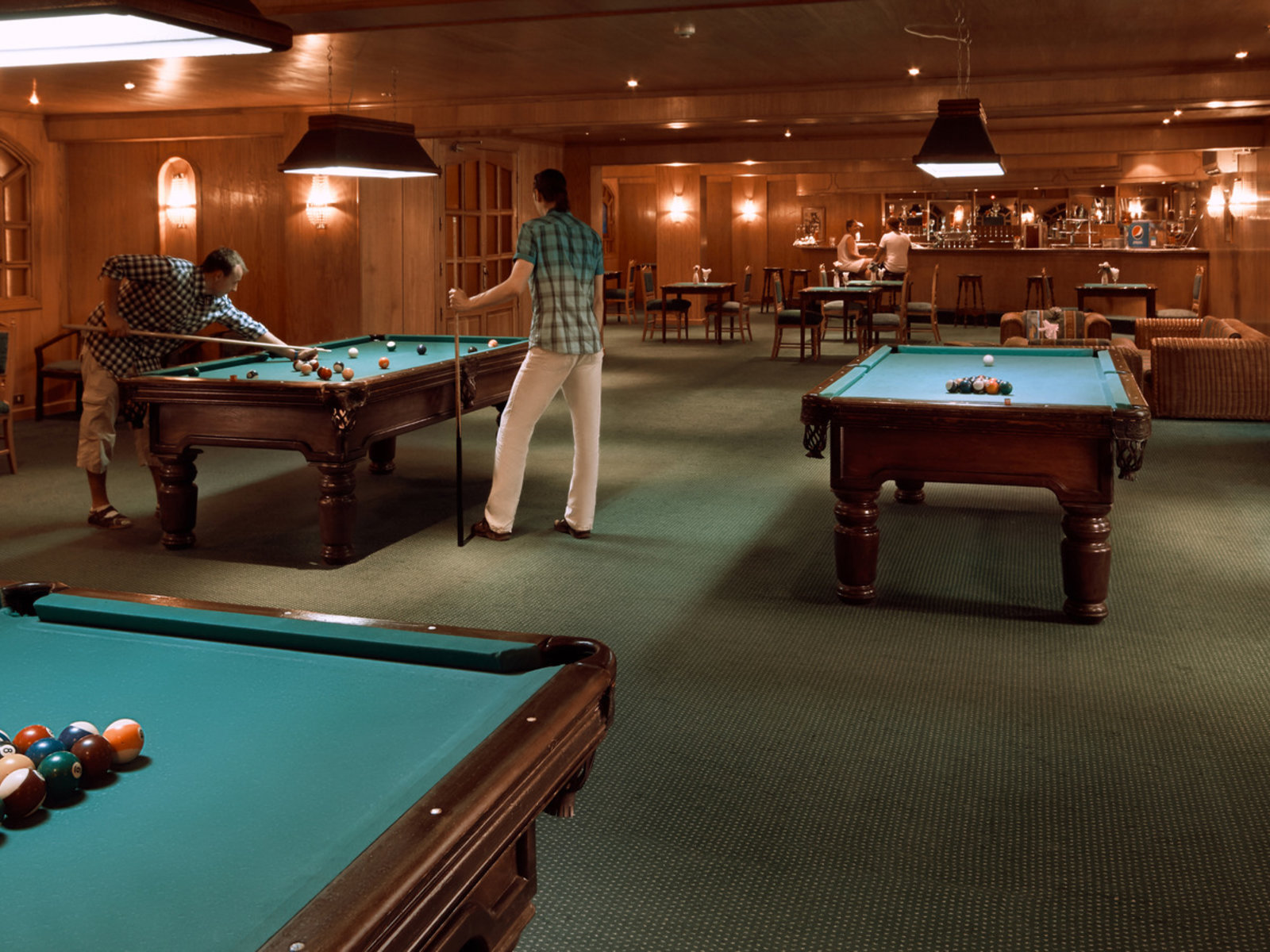 Billiard Bar