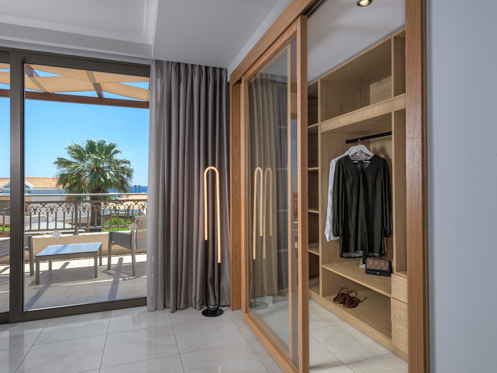 Wohnbeispiel Villas with private pool partial seaview