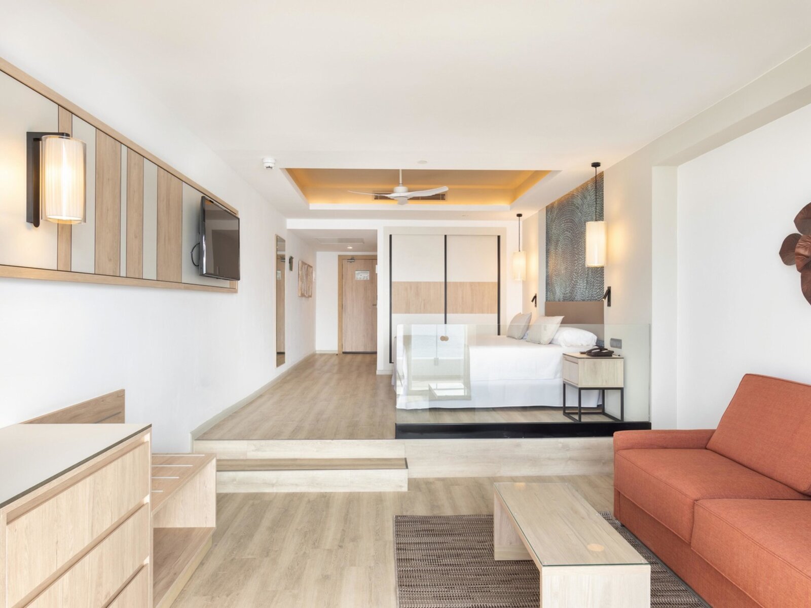Wohnbeispiel Double Room with Partial Sea View
