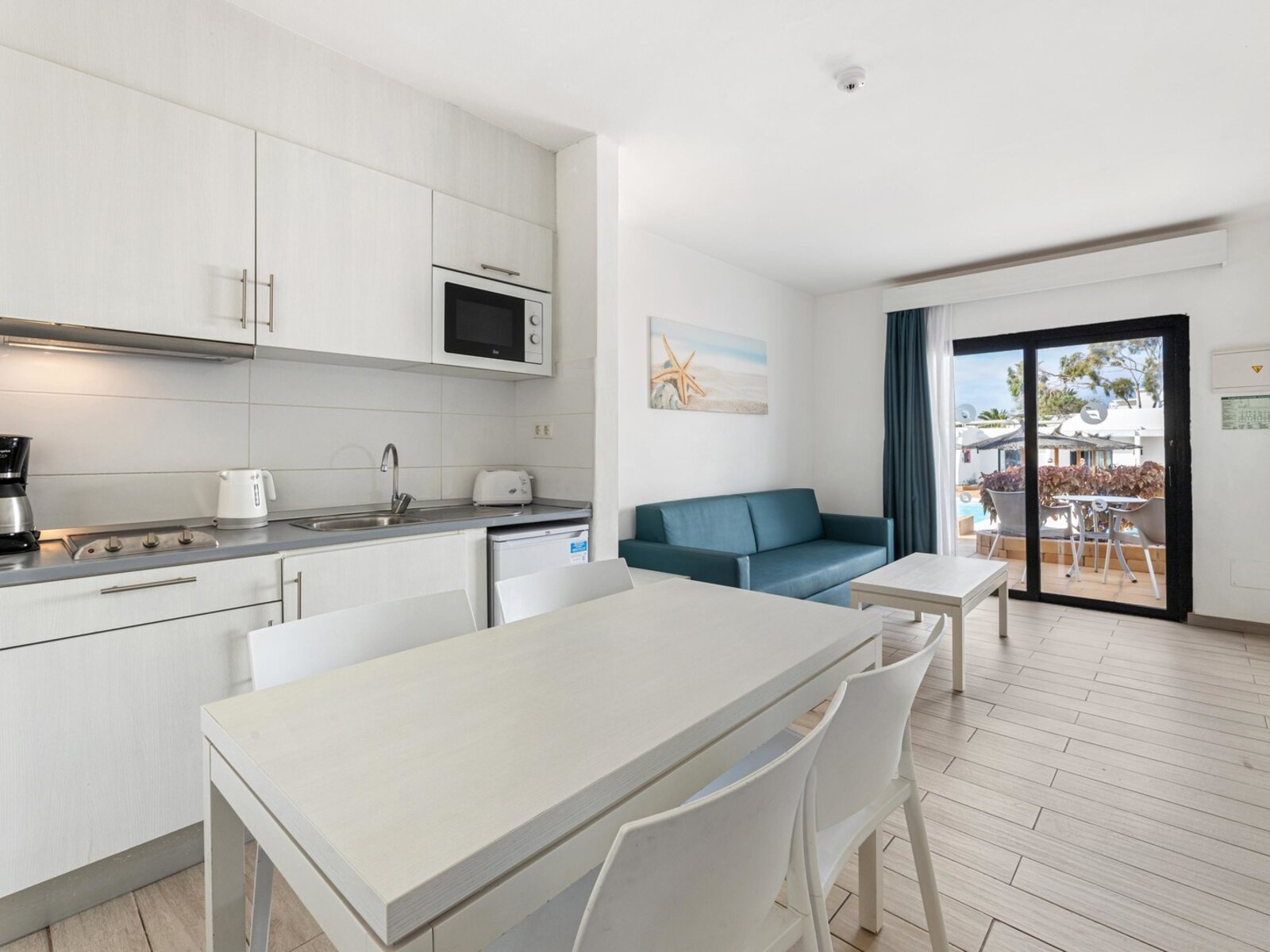 One Bedroom Apartment