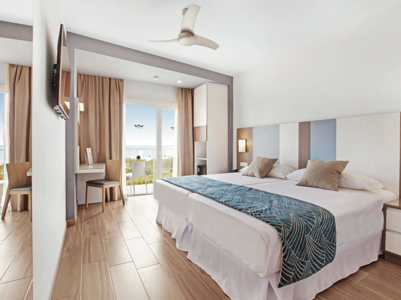 Wohnbeispiel Double Room with Sea View