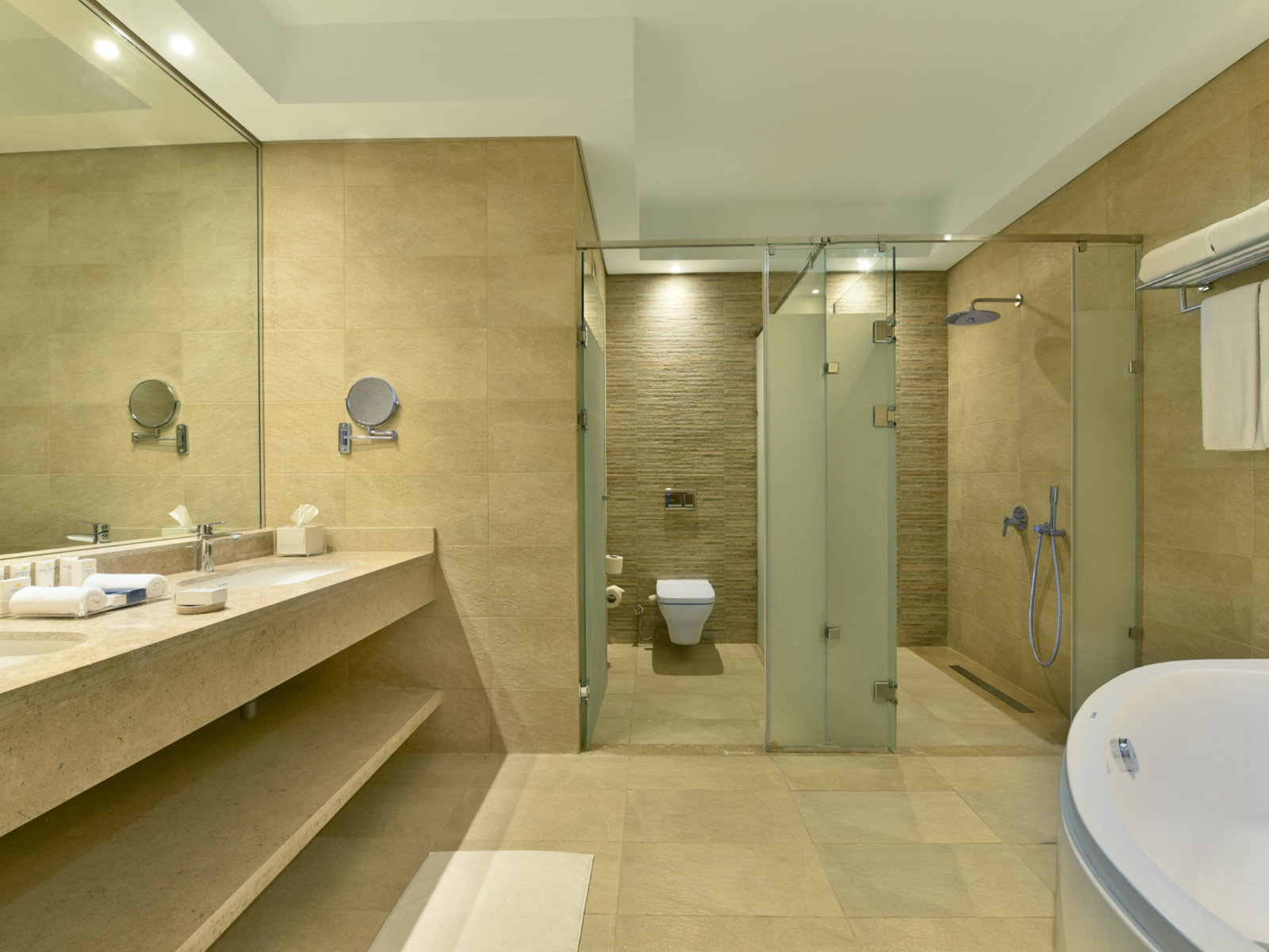 Wohnbeispiel Deluxe sea view room with dressing room
