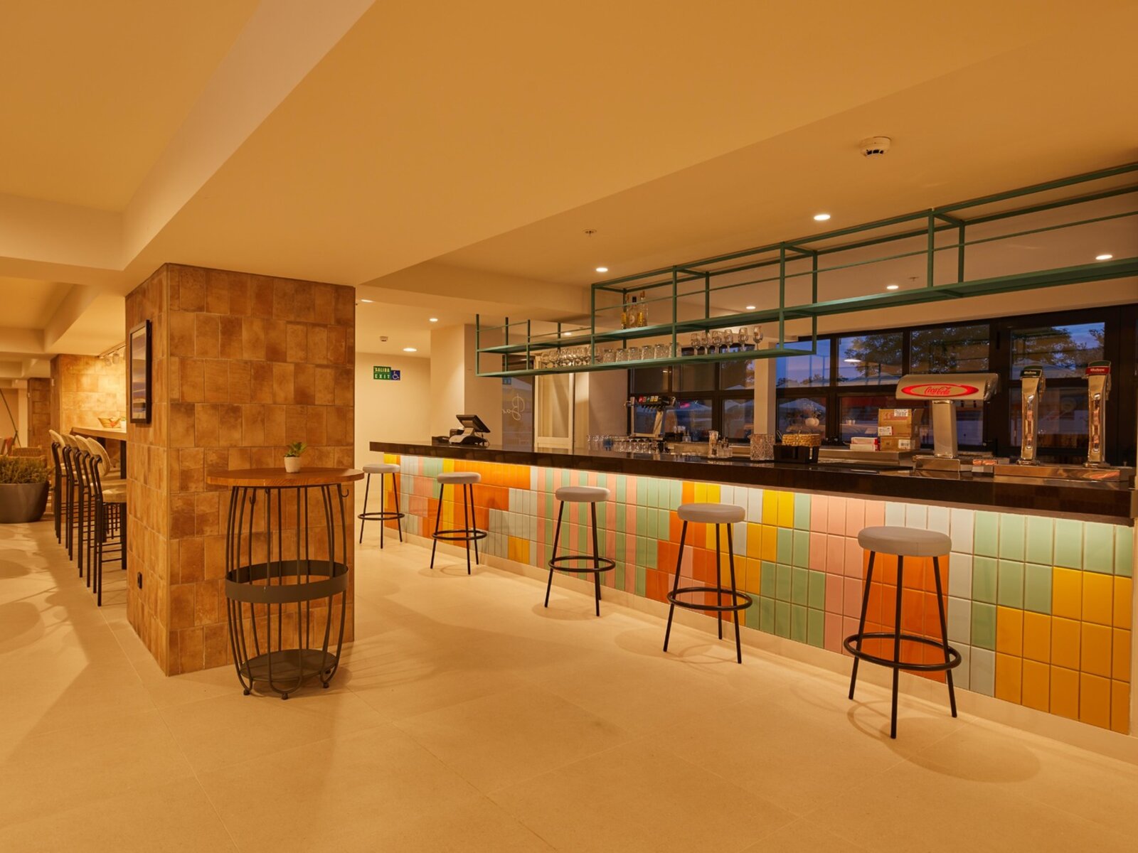 Areca (snack pool bar)