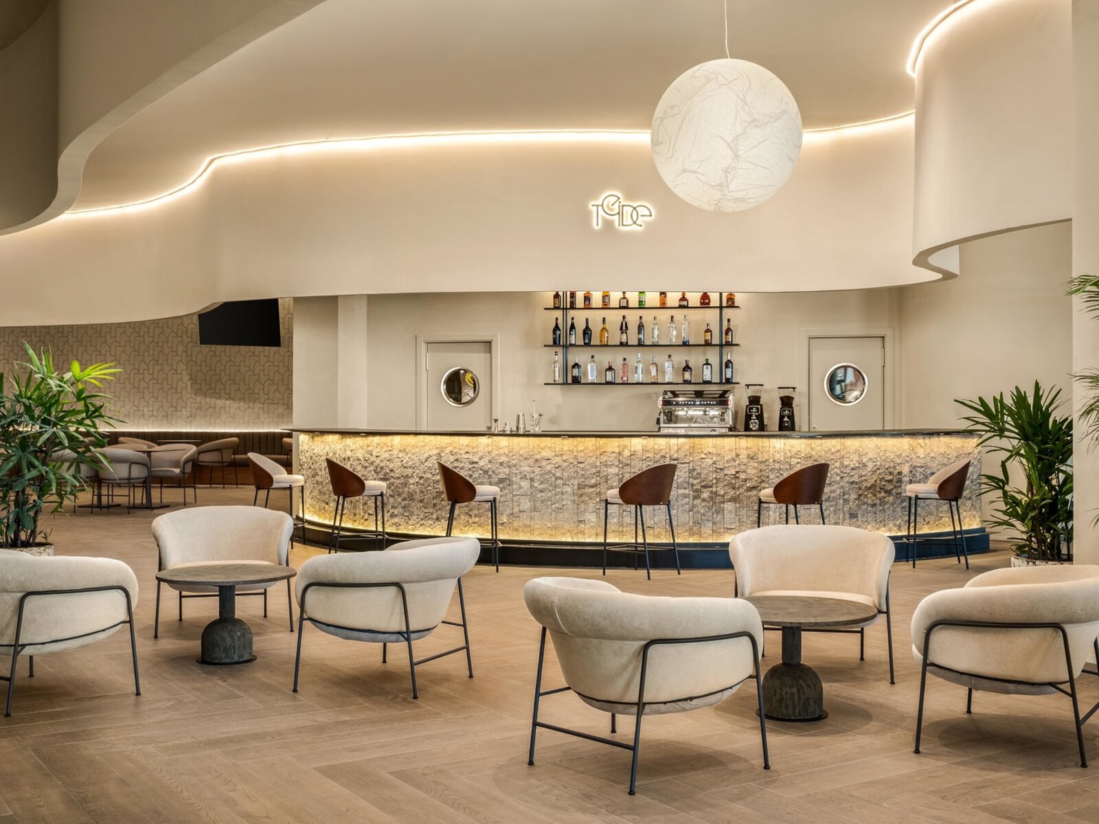 Lobby Bar