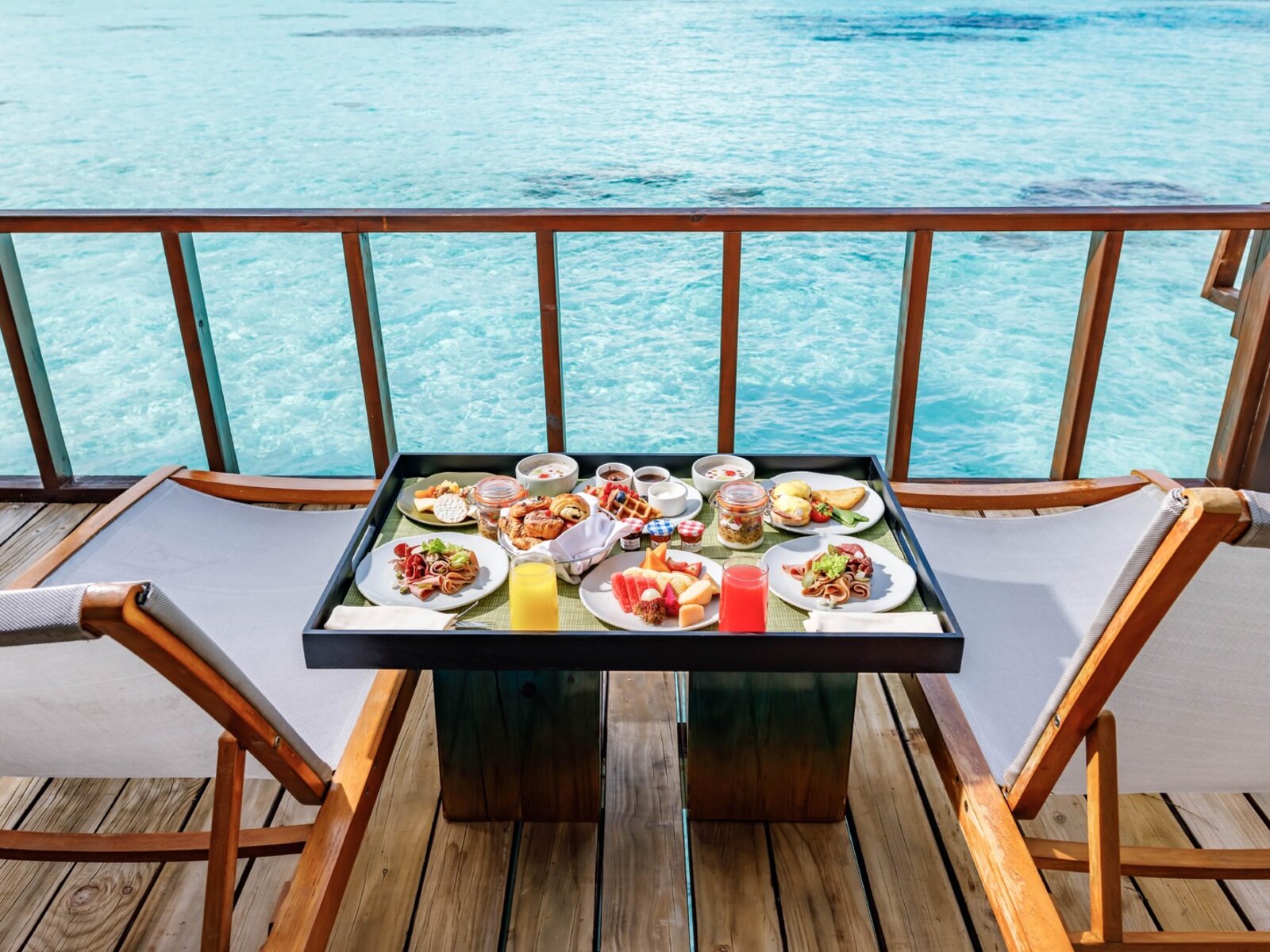 In-Villa Dining