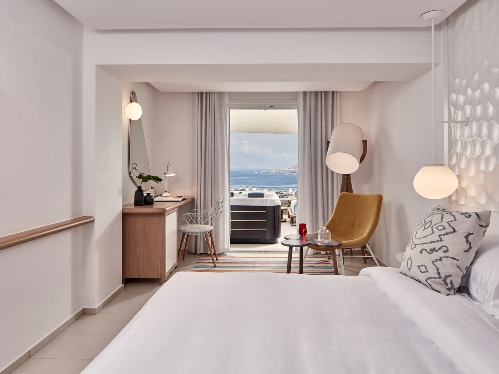 Wohnbeispiel Aegean- superior room with sea view  outdoor jacuzzi