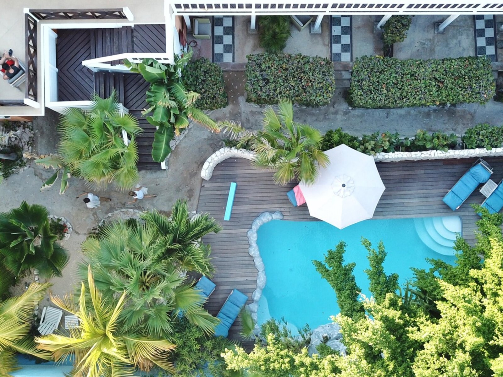 Garden pool
