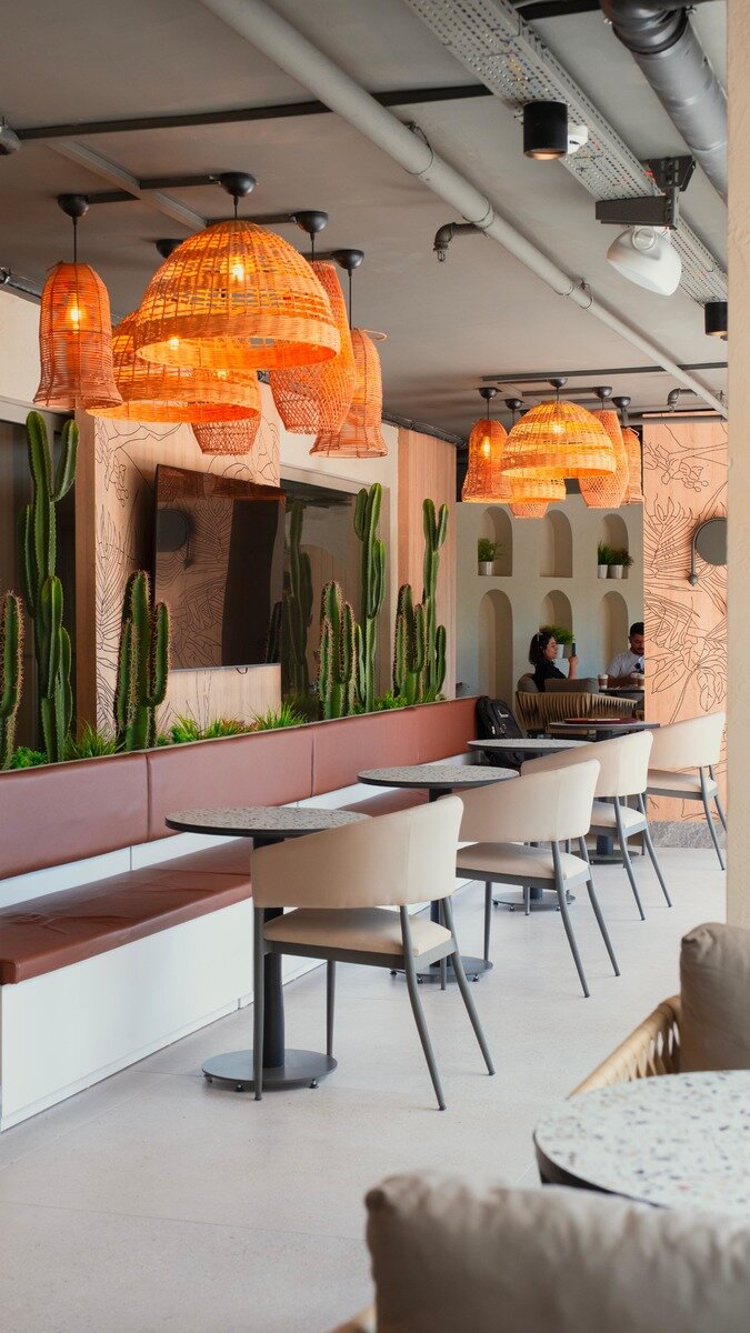 Leo's Cafe - Patisserie