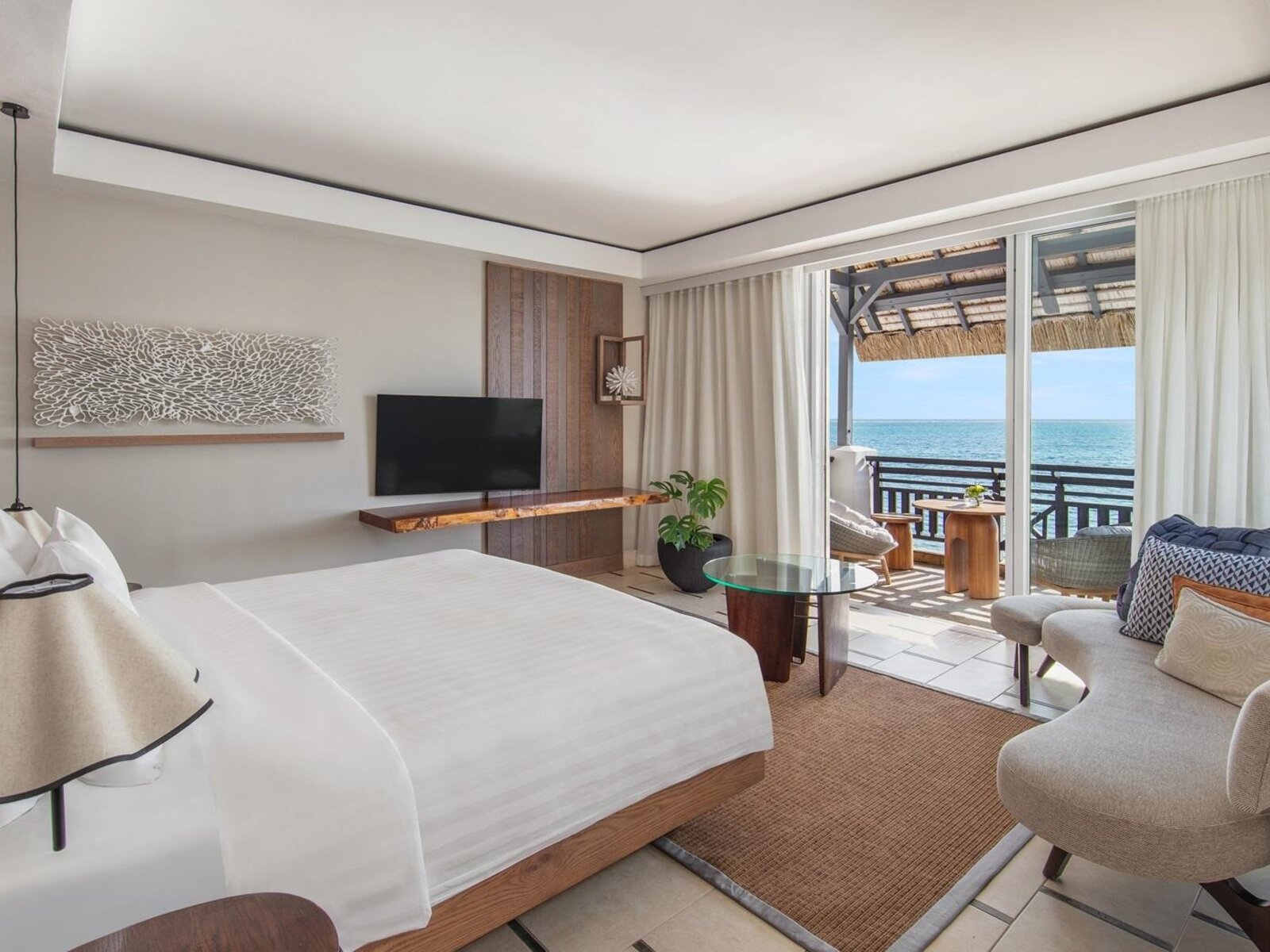 Wohnbeispiel Frangipani Ocean View Junior Suite