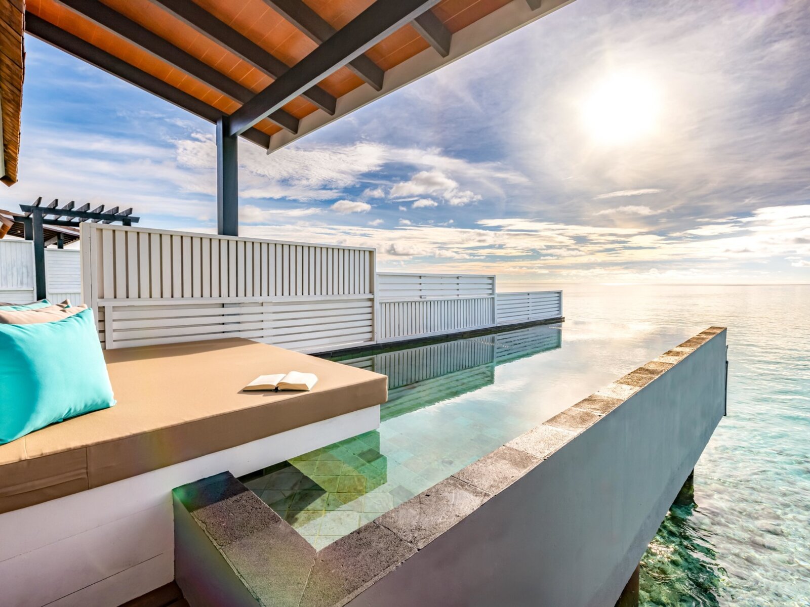 Wohnbeispiel Wind Villa with Pool
