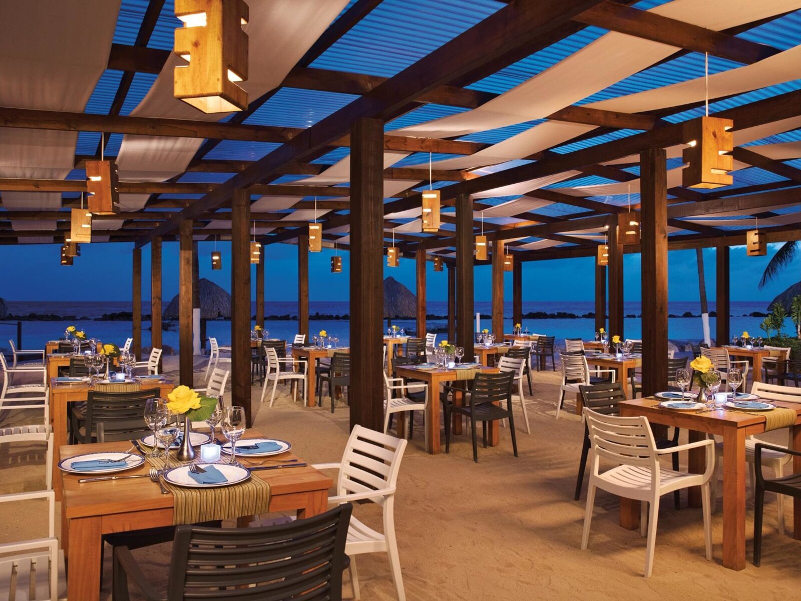 Oceana Restaurant & Bar