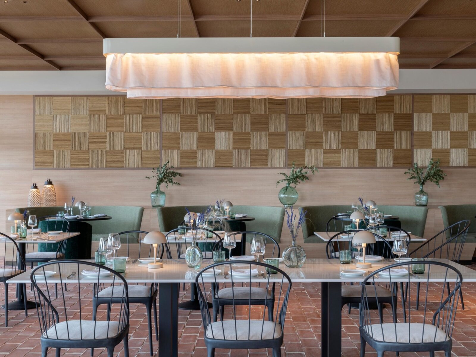 Ópalo Restaurant by Andreu Genestra