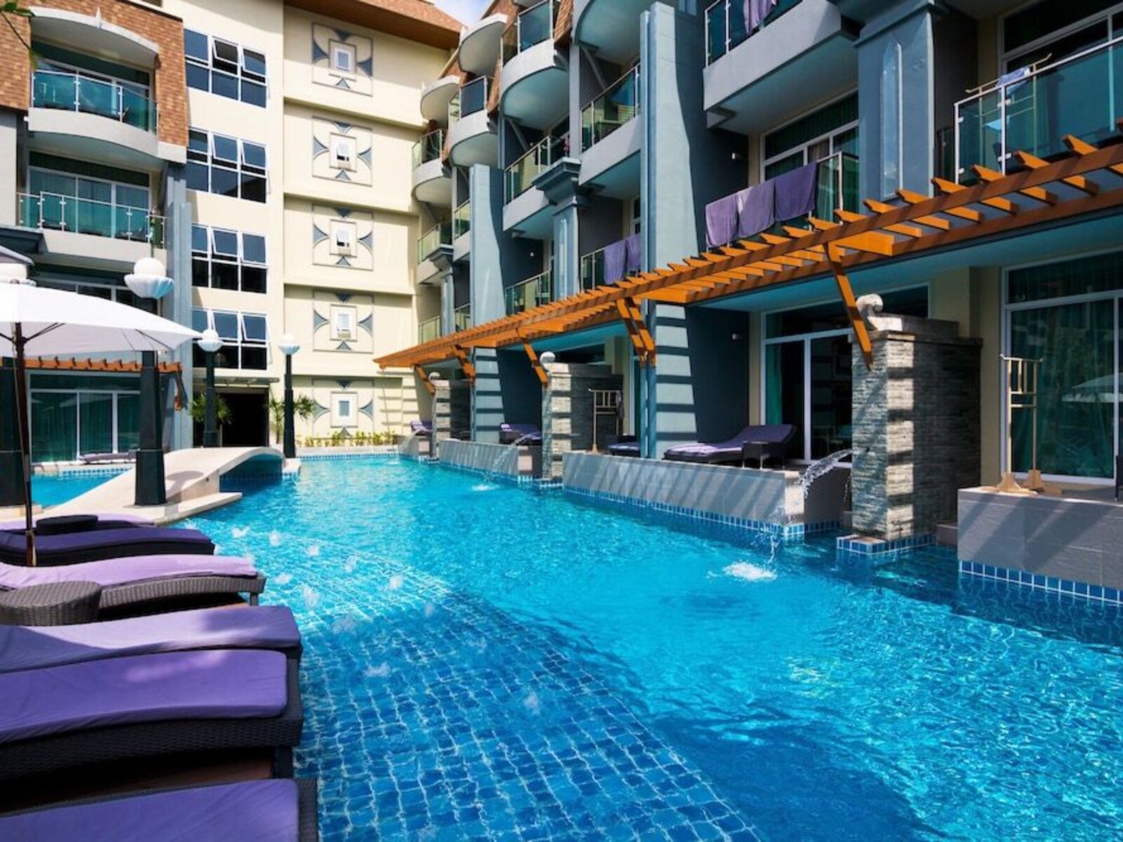 Pool