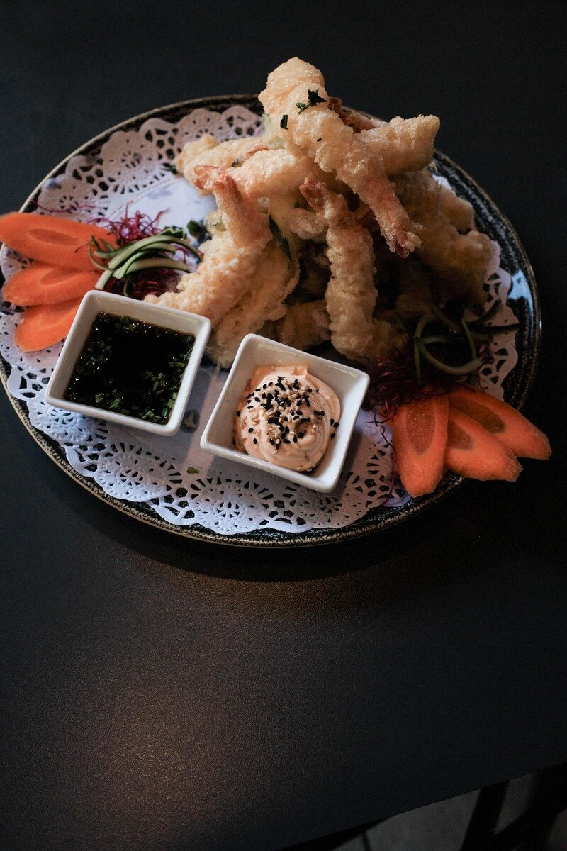 PICCO pizza.pasta & sushi.cocktails
