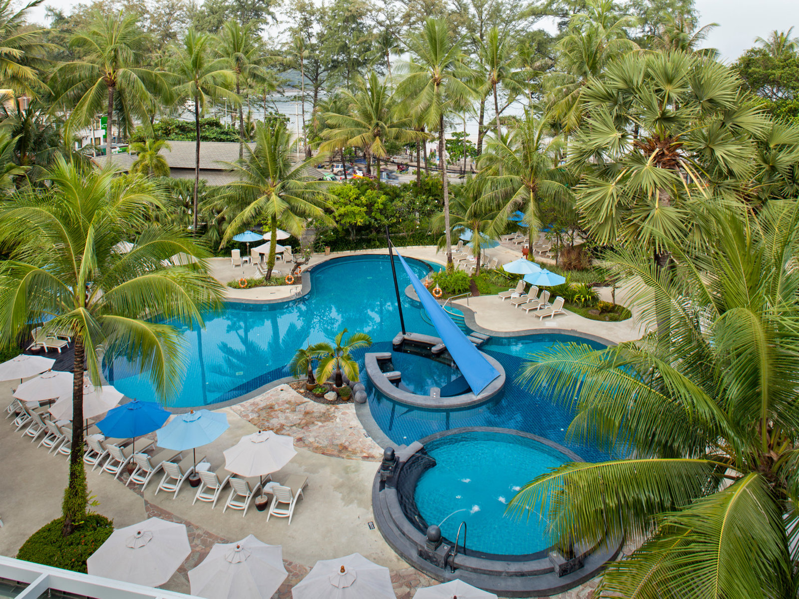 Main Wing Pool