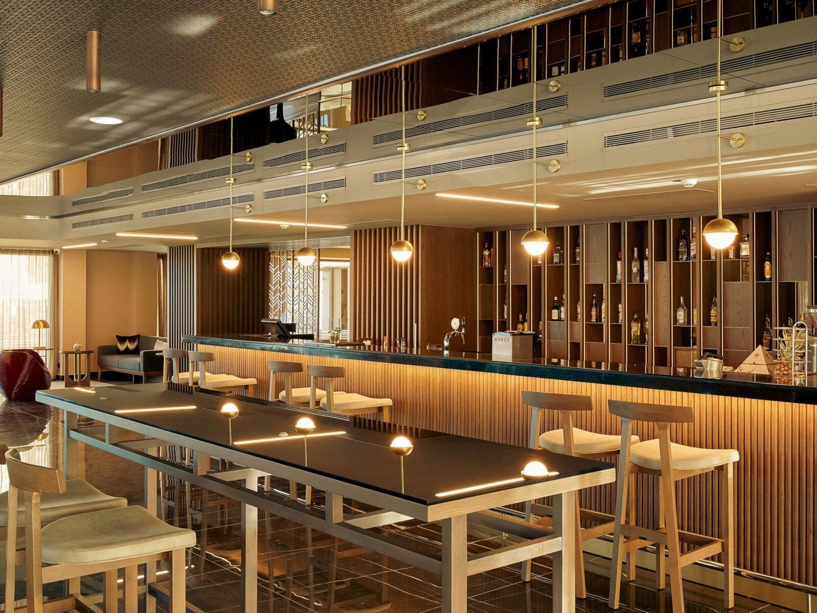 Thea lobby bar