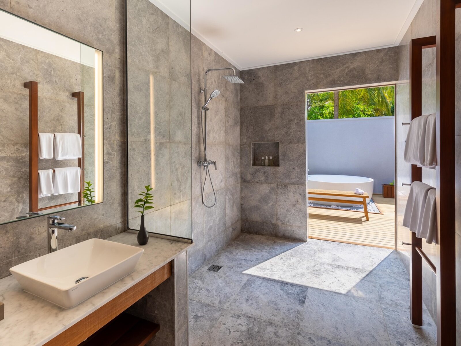 Wohnbeispiel Two Bedroom Beach Pool Villa