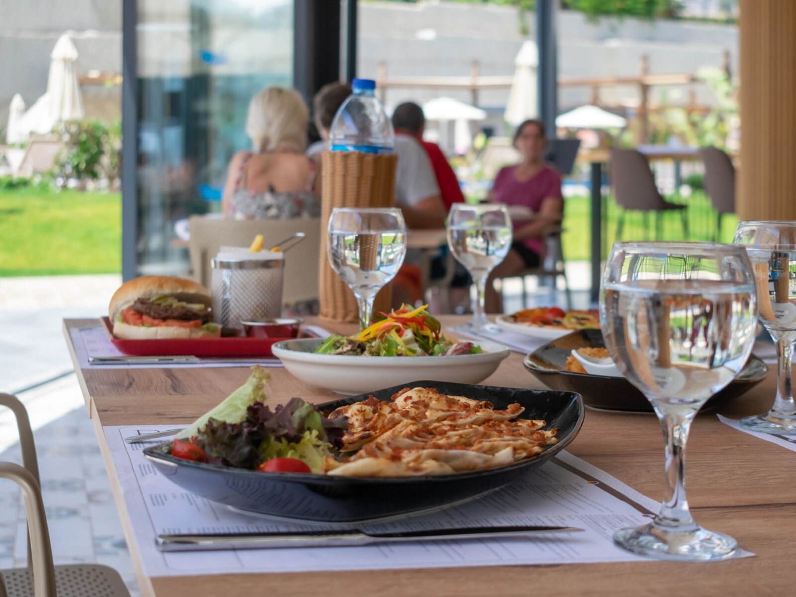 RoQa A la Carte Snack Bar