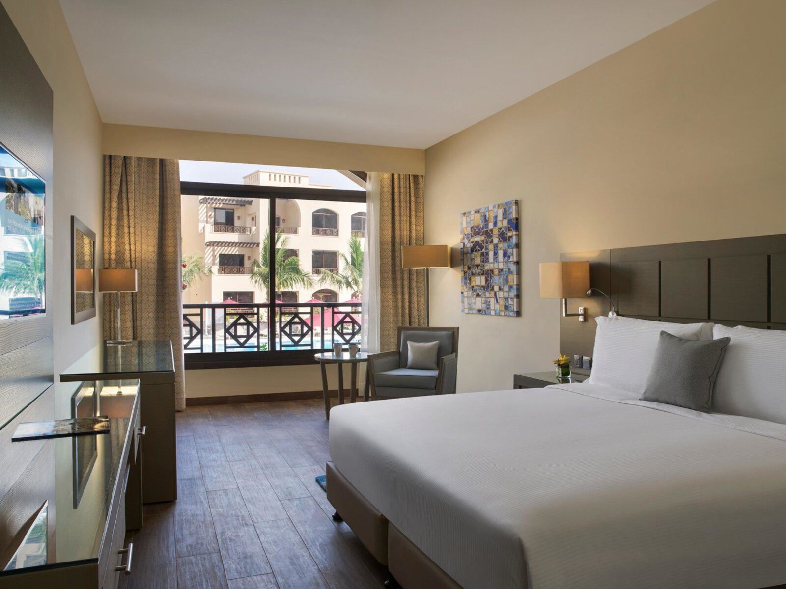Wohnbeispiel Pool View Room