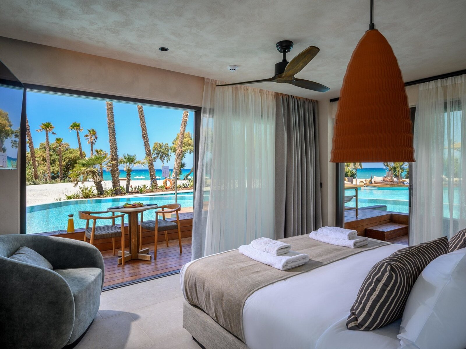 Wohnbeispiel Deluxe Suite Private pool