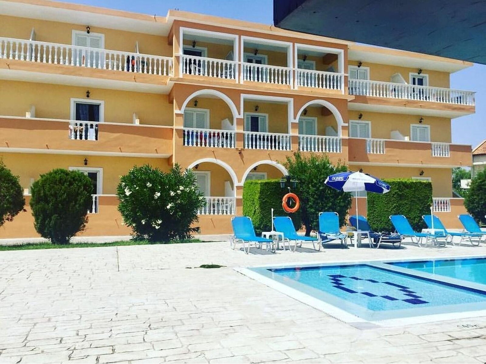 Pool