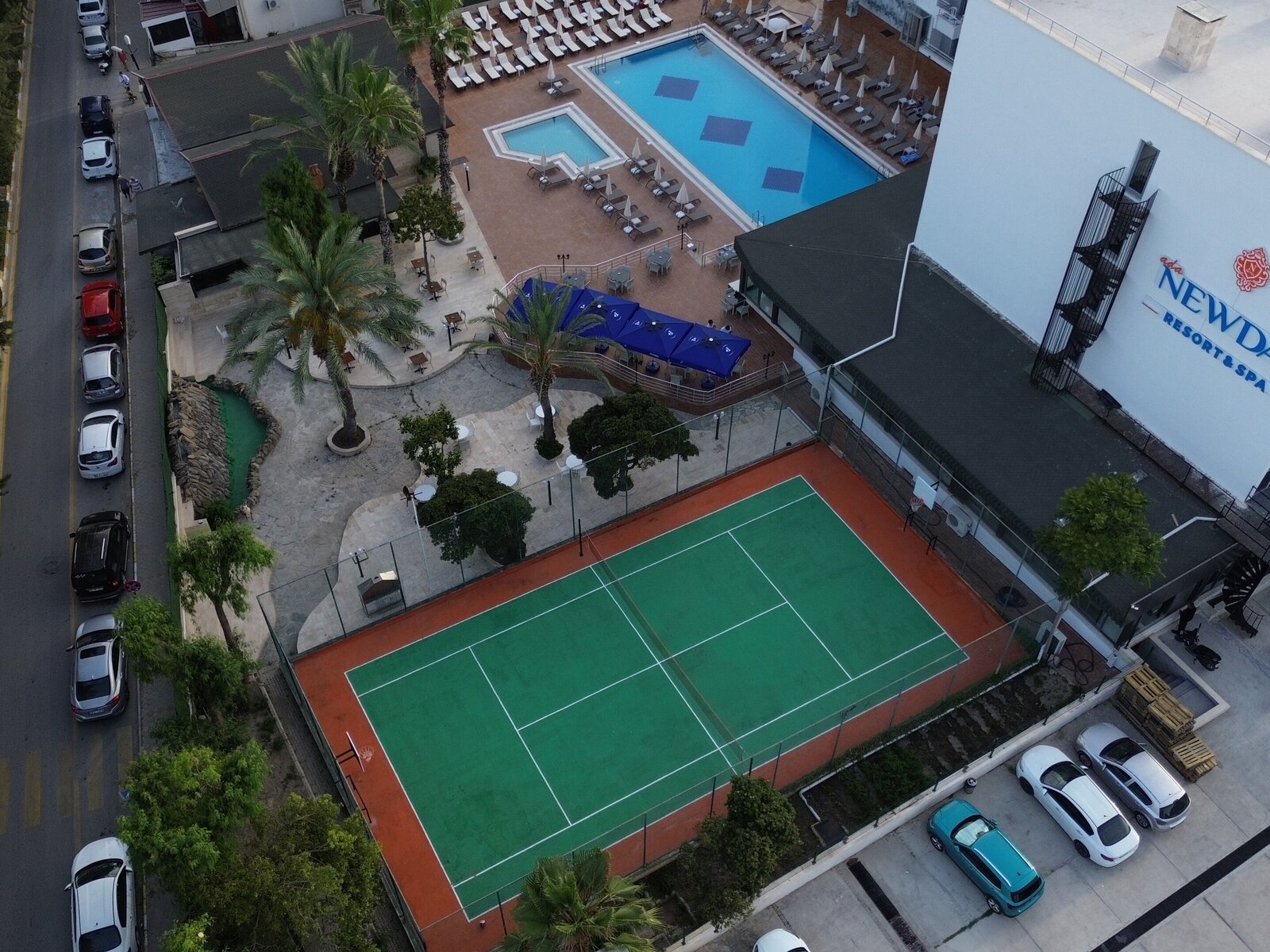 Pool