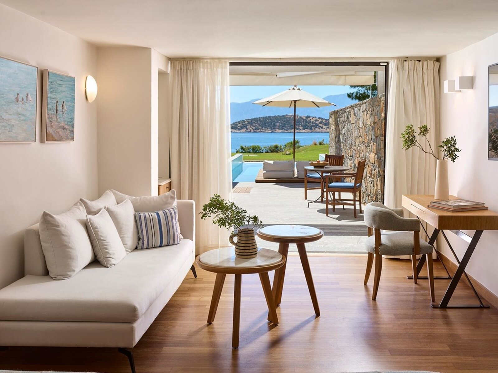 Wohnbeispiel Classic – Studio Seaview Private Pool