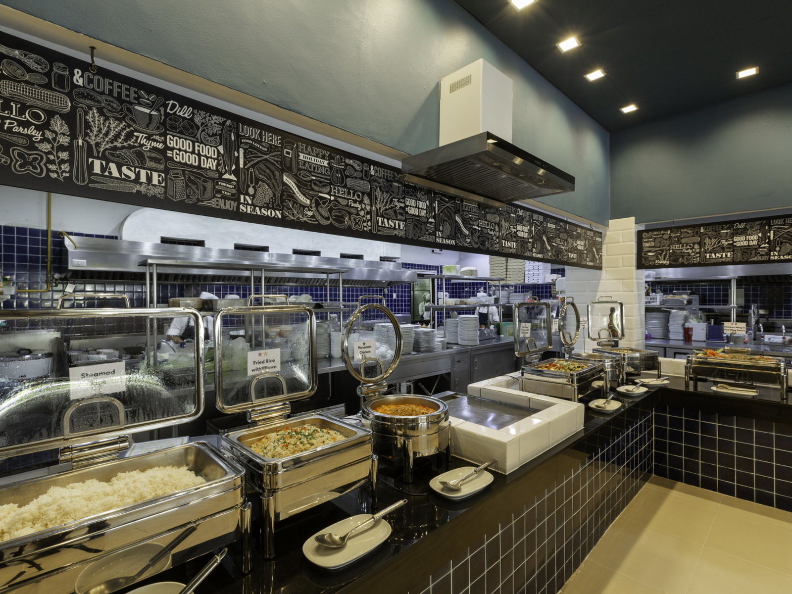 SOM's Kitchen