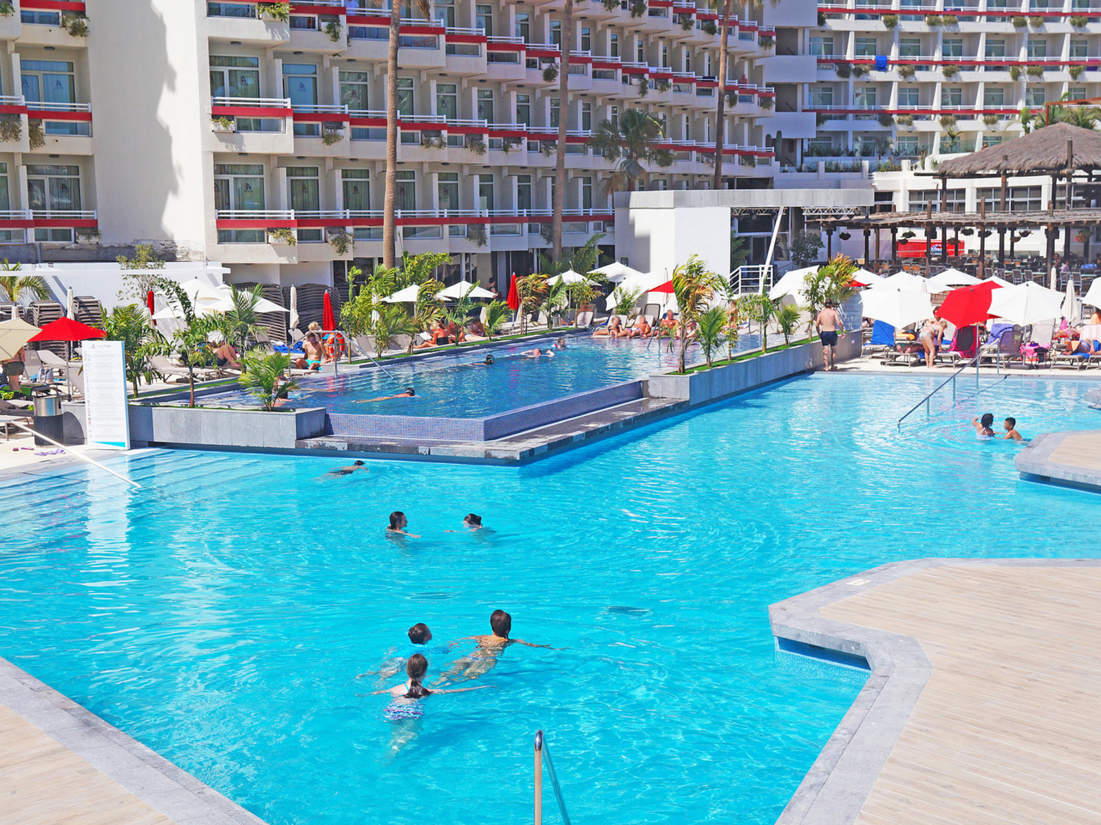 Piscina de adultos 2