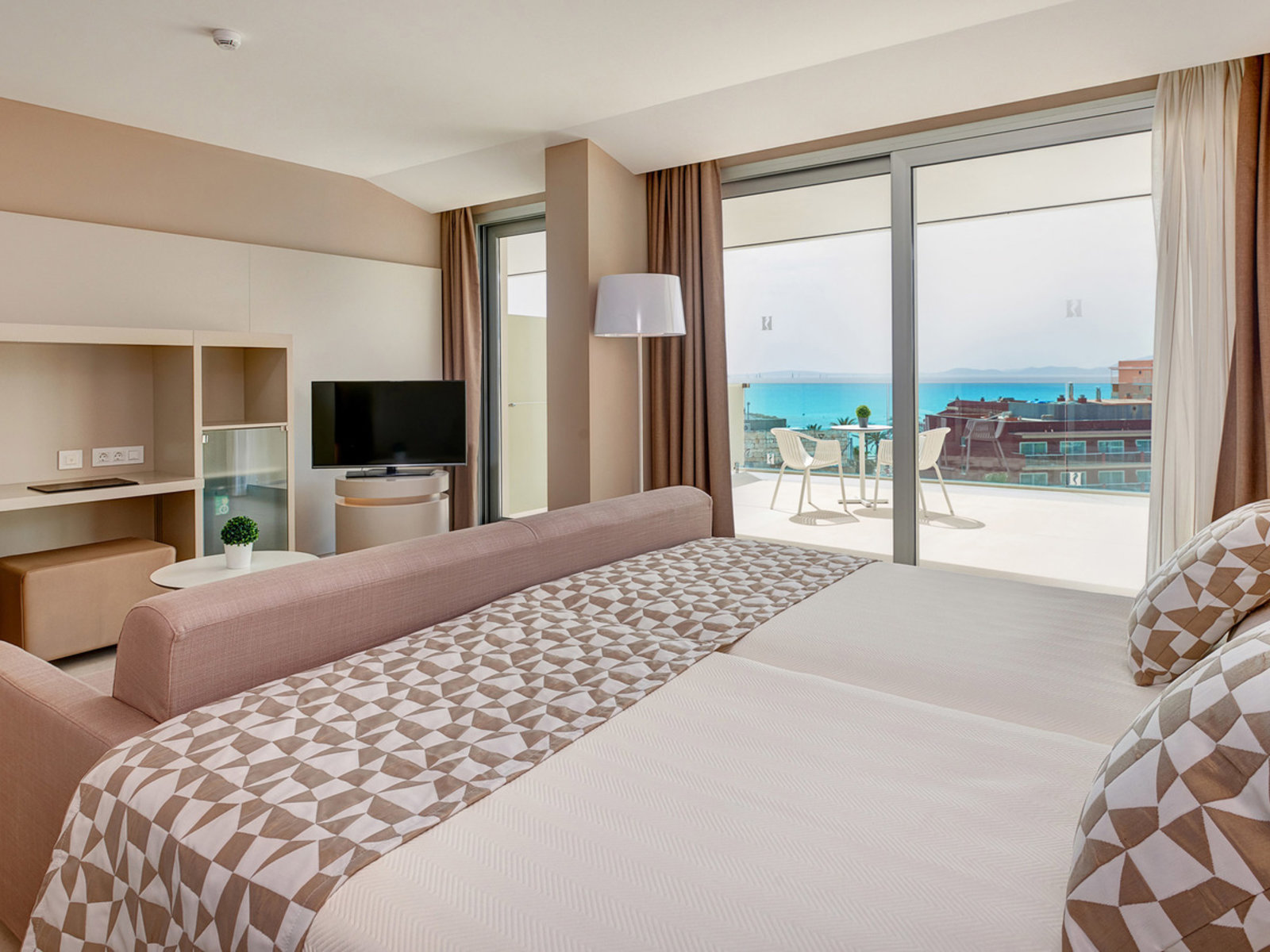 Wohnbeispiel Junior suite sea view