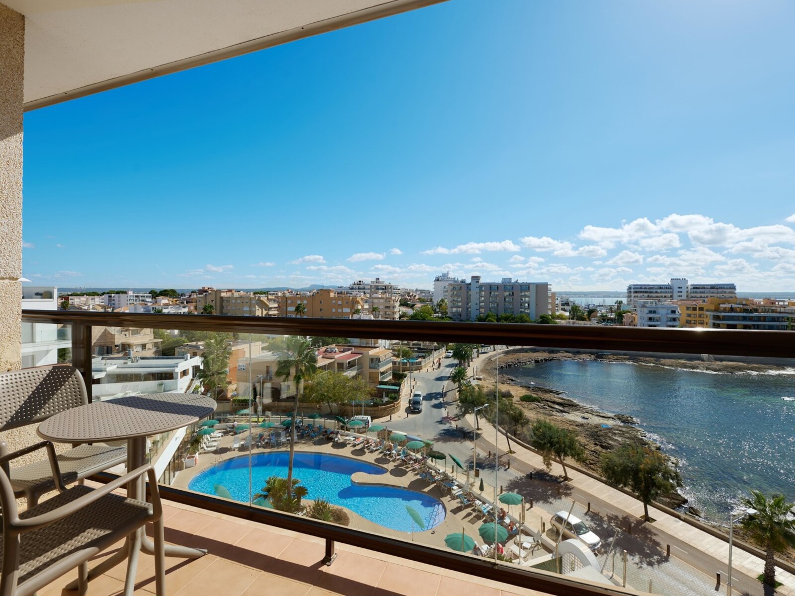 Wohnbeispiel Double Pool  Sea View