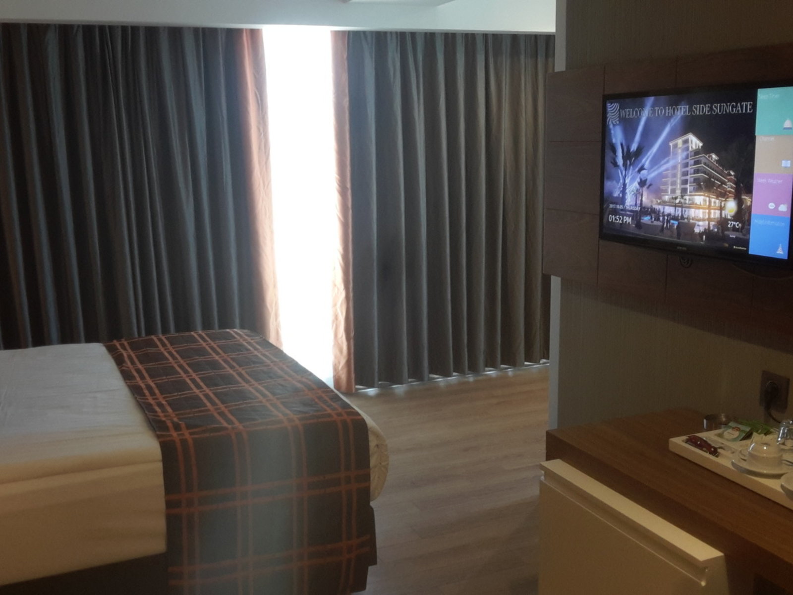 Wohnbeispiel Family Land View Room