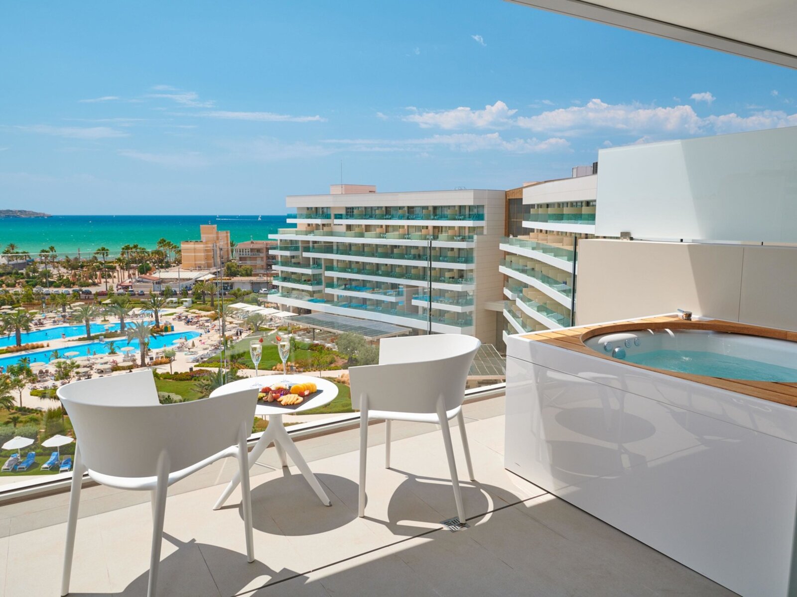 Wohnbeispiel Junior Suite Deluxe with sea view