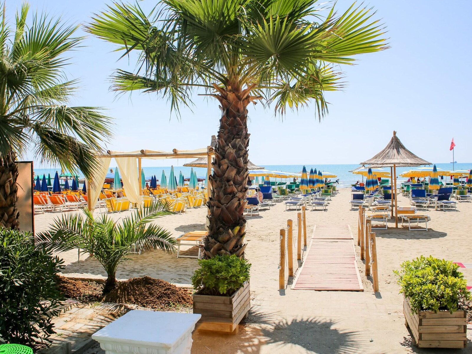 Strand