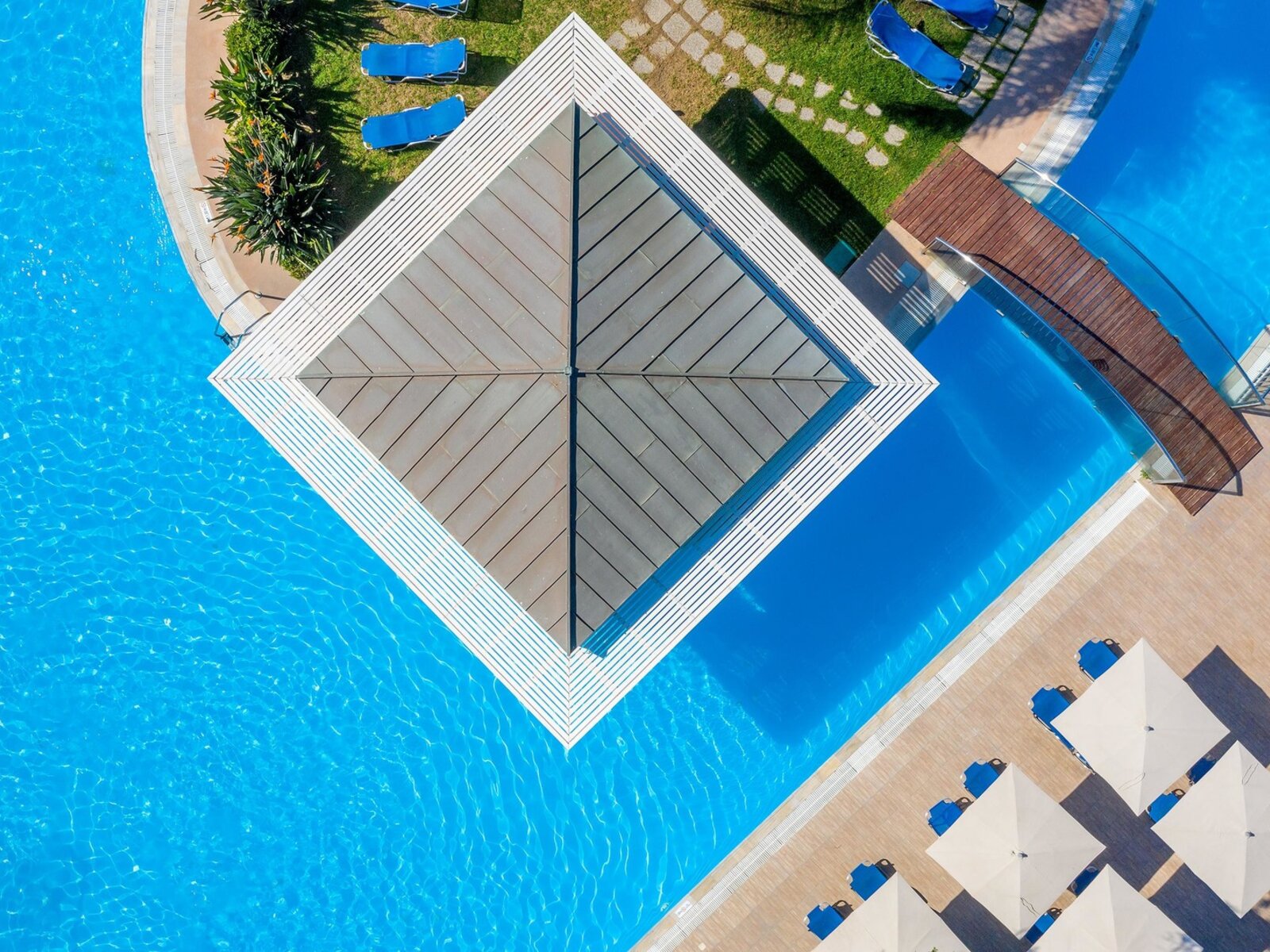 Front Pool