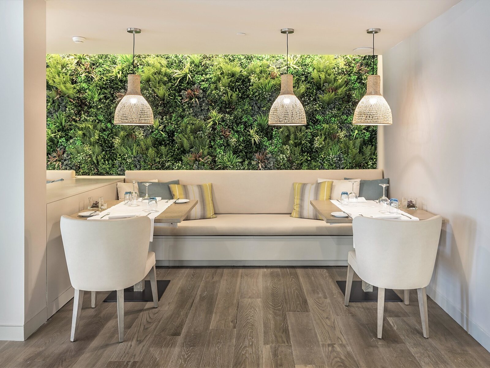 Topos Restaurant