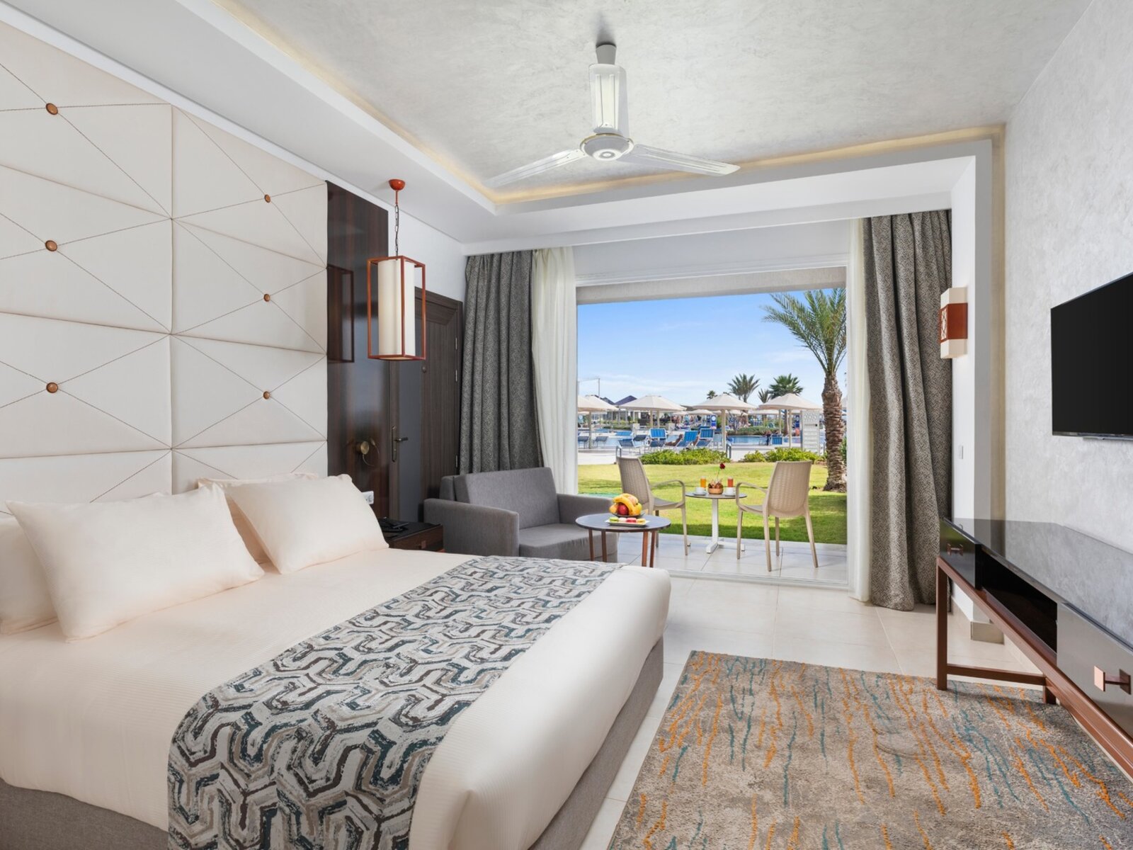 Deluxe Room Pool View