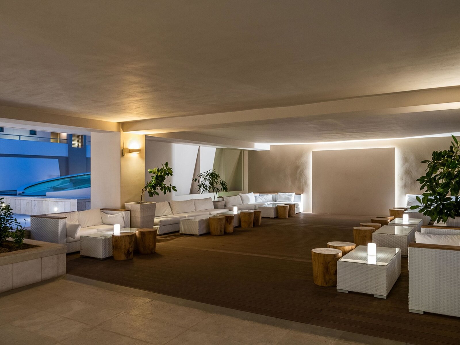 Le Bar
