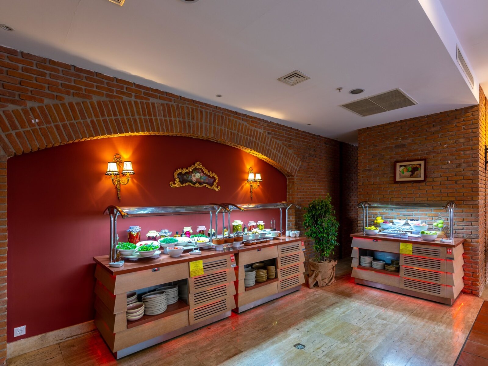 AKDENIZ RESTORAN (BLOCK B)